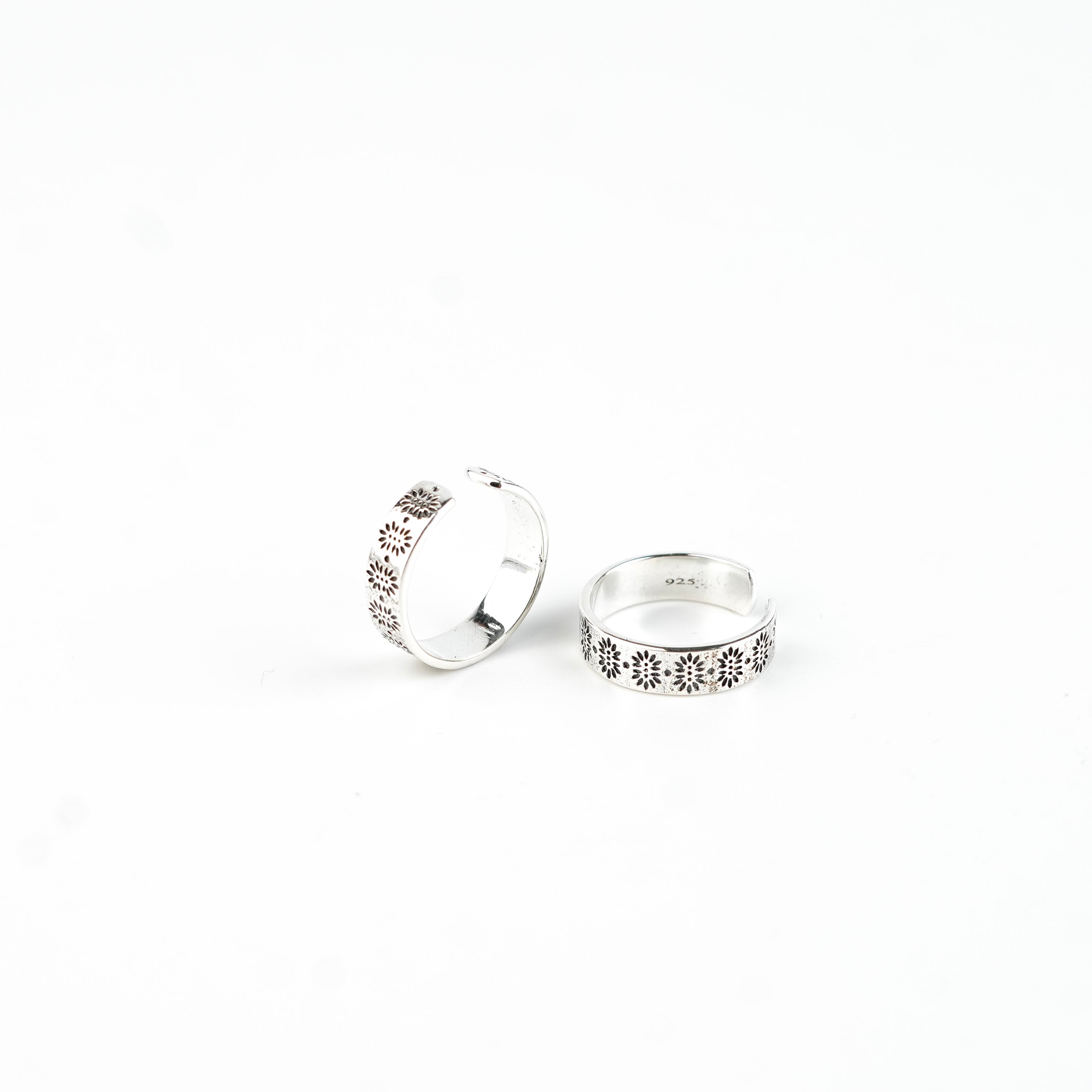 Carved Band Silver Toe Ring