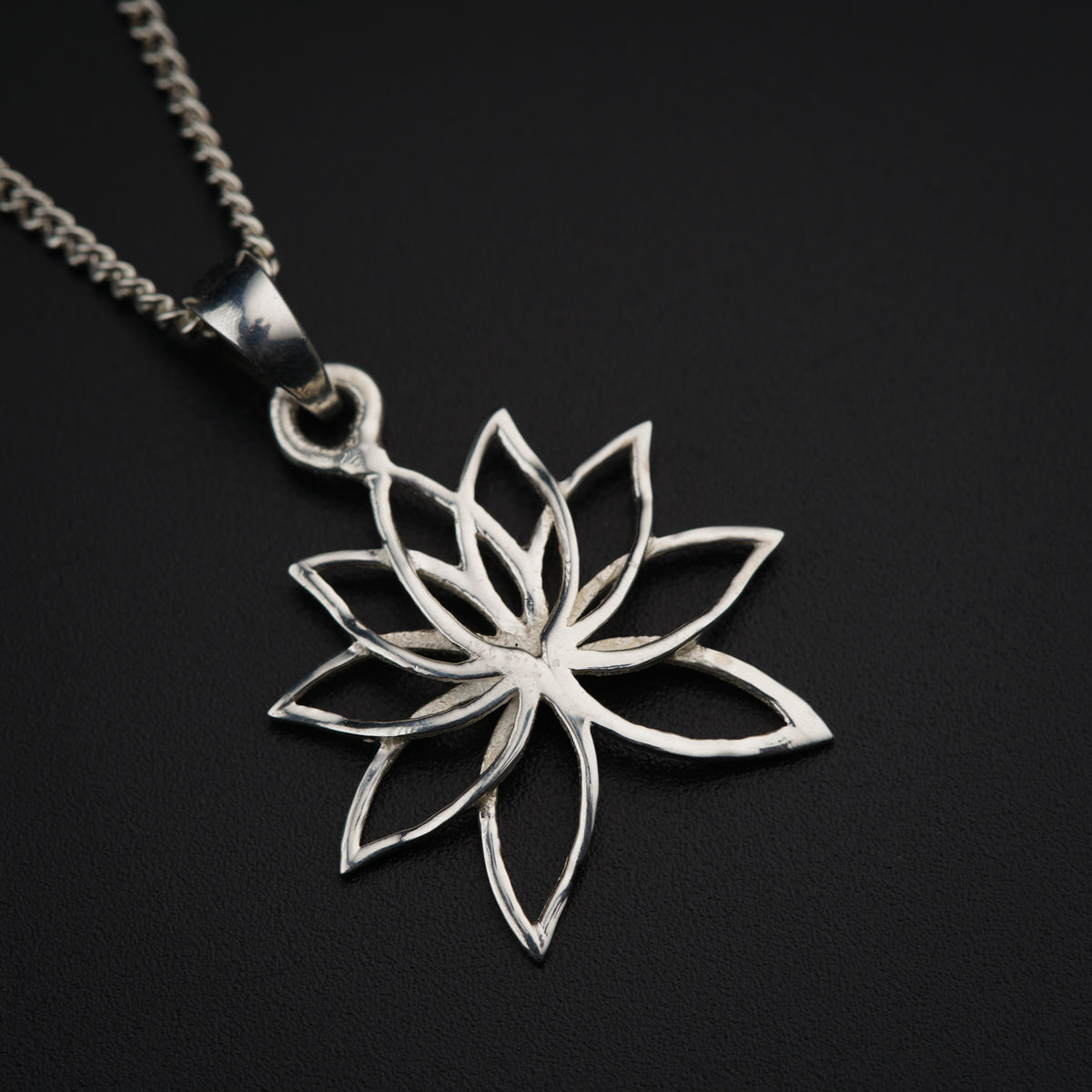 style lotus silver necklace with modern look
