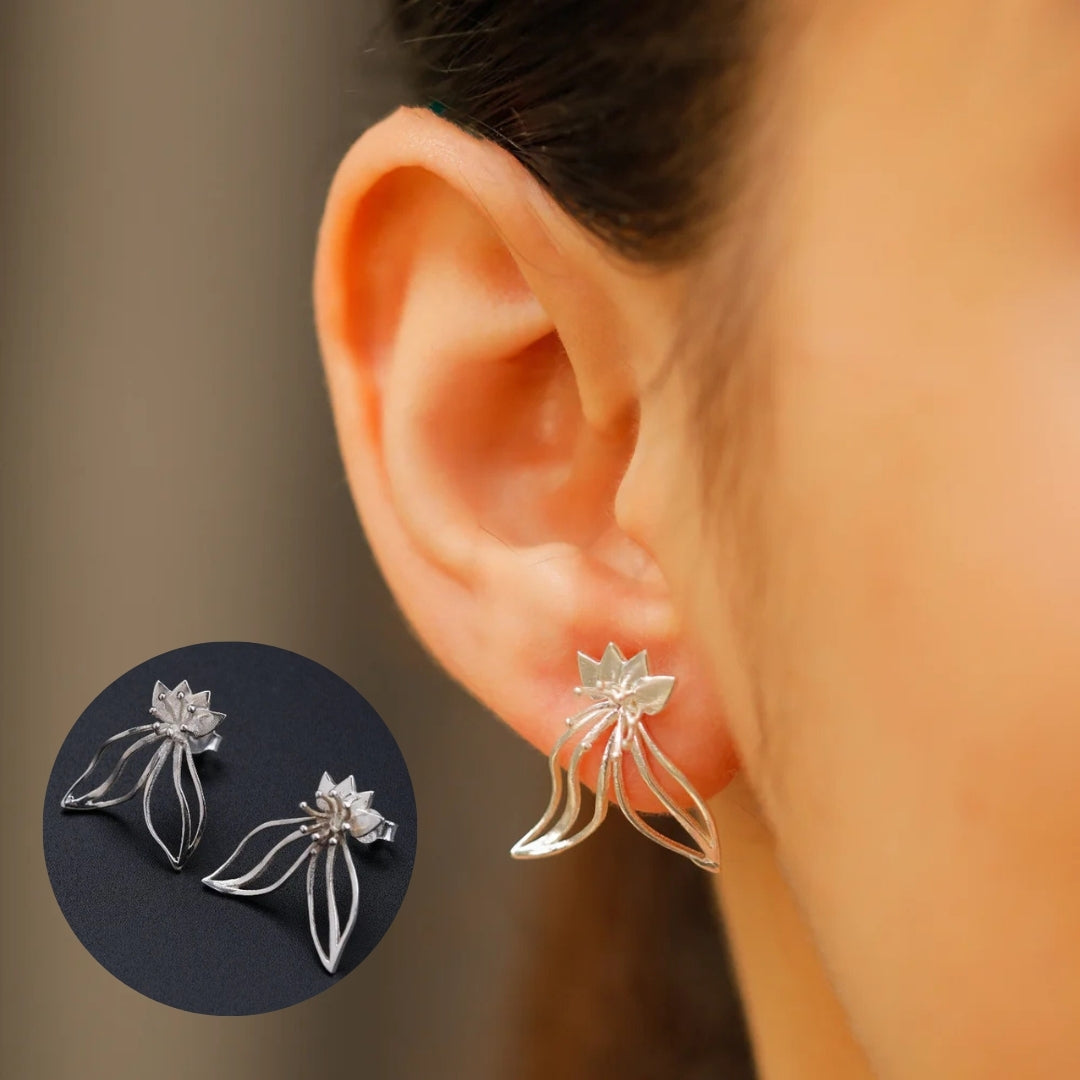 Saxifraga Flower Earrings