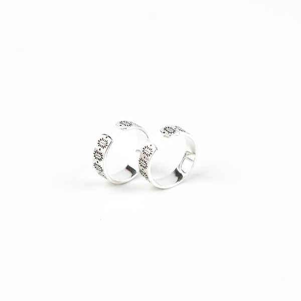 Carved Band Silver Toe Ring