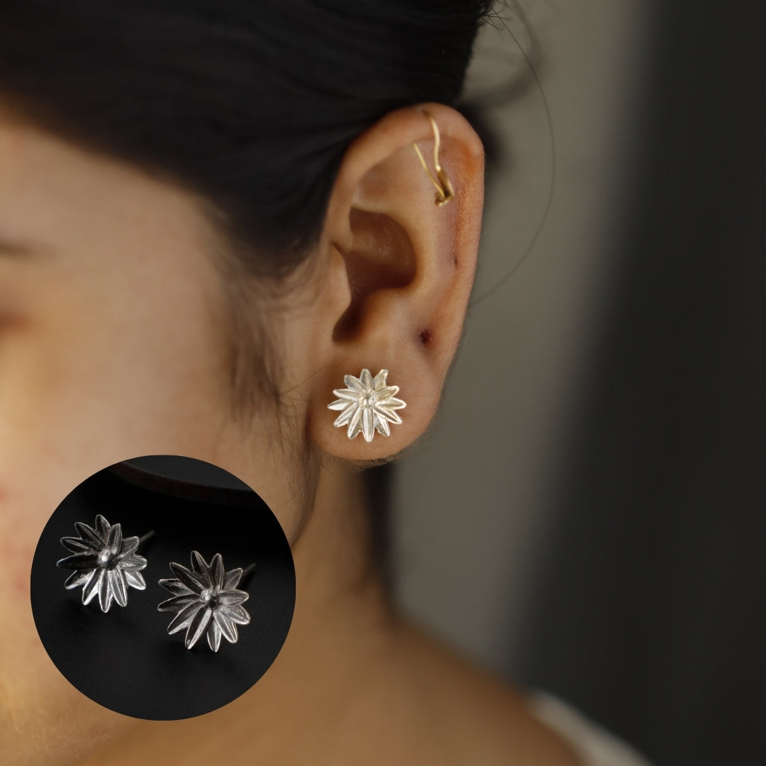 Silver Gerbera Flower Earring