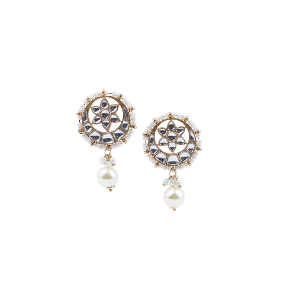 22K gold-plated fashion earring front view featuring an elegant design and premium 22K gold-plated finish