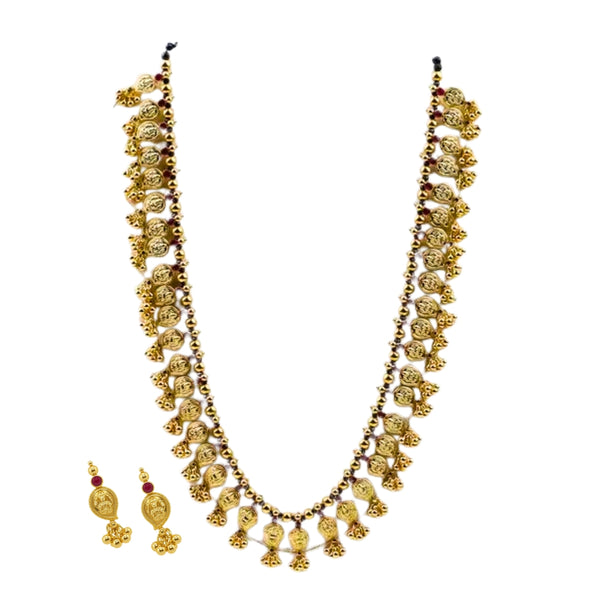 Gold Mango Saaj with Black Spinels jewelry set