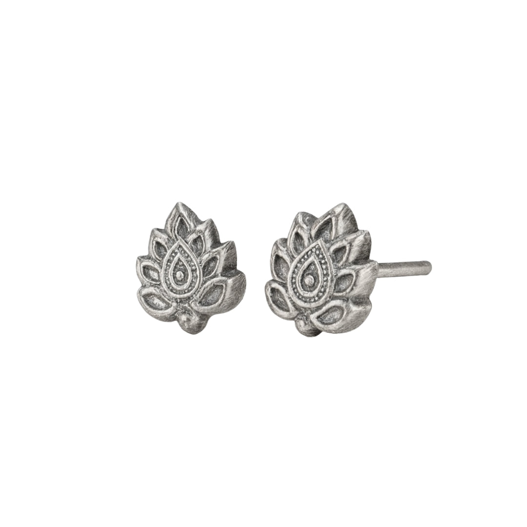 Silver Leafy Petal Stud | 92.5 Silver