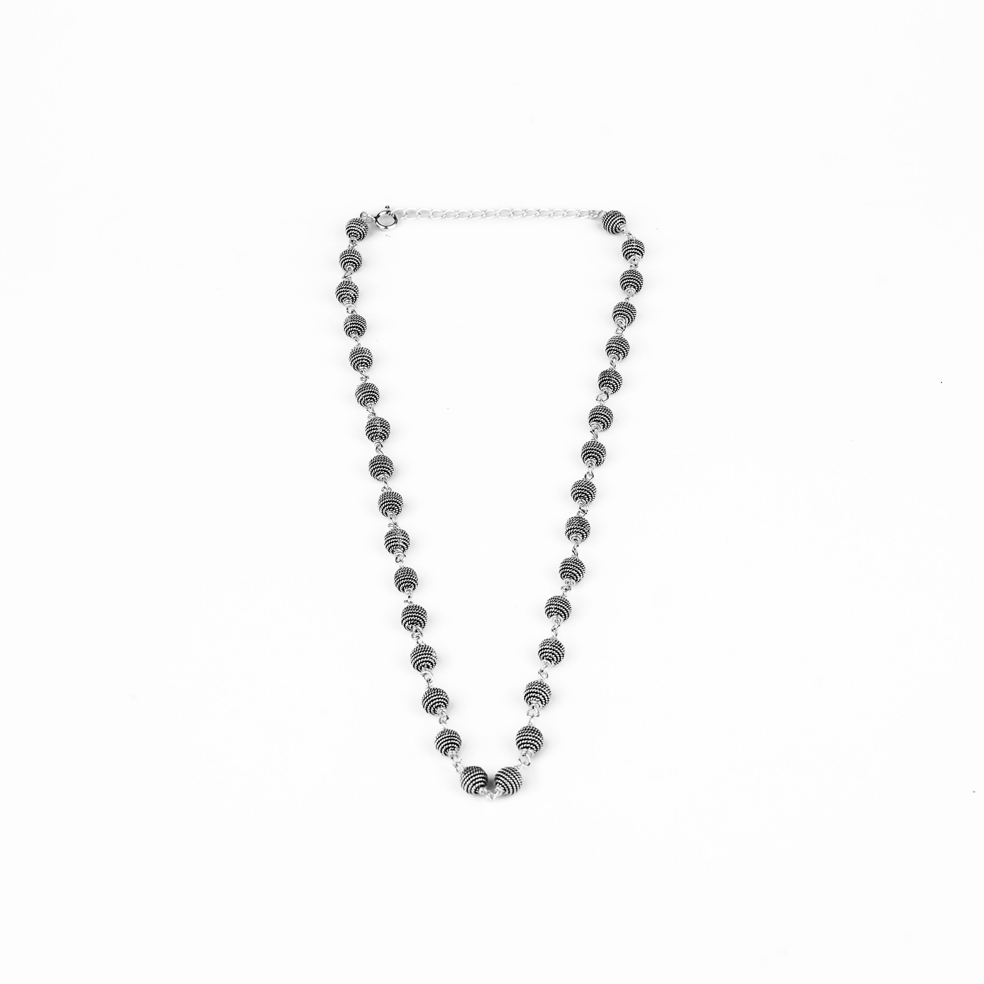Silver Carved Bead Ganthan necklace