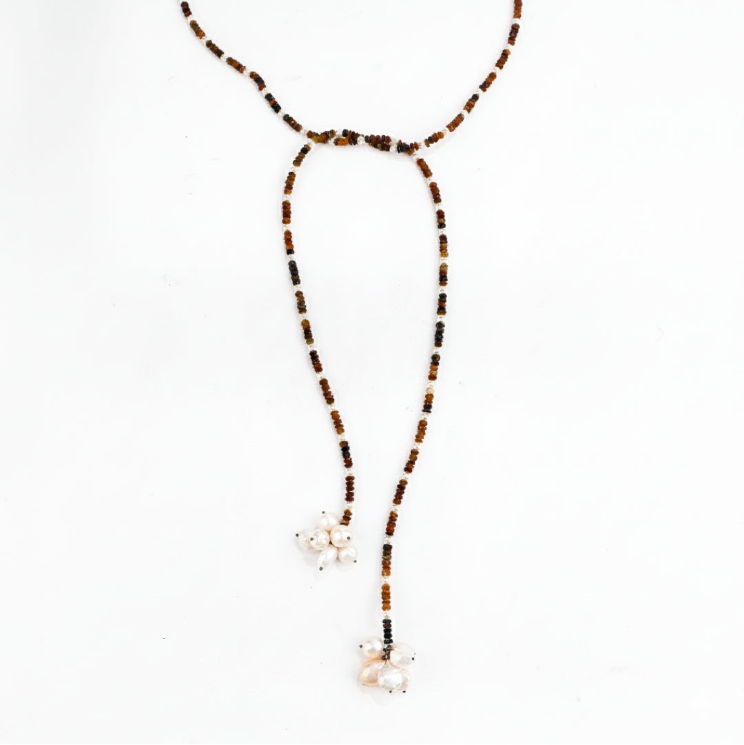 Silver tie and wear necklace with multicolour stones and pearls