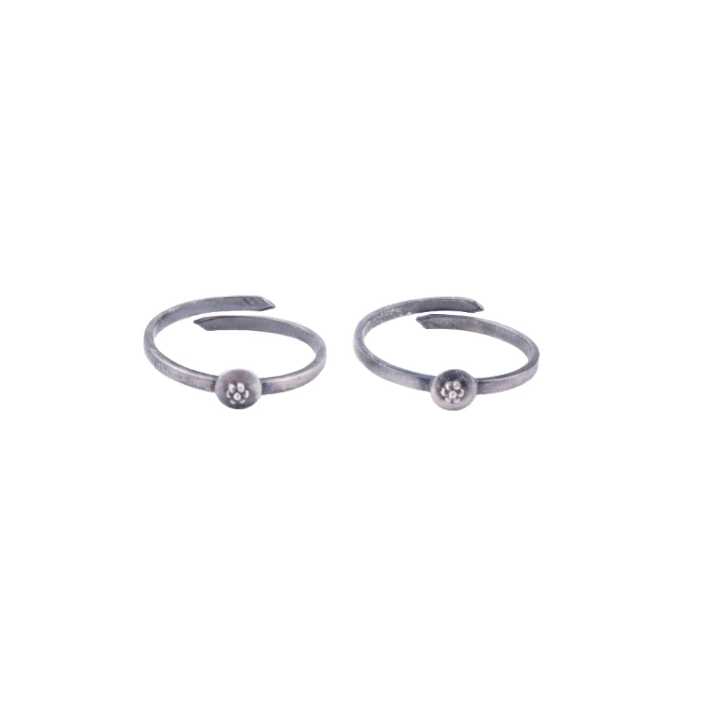 Tiny Silver Adjustable Kudi Dome Toe Ring