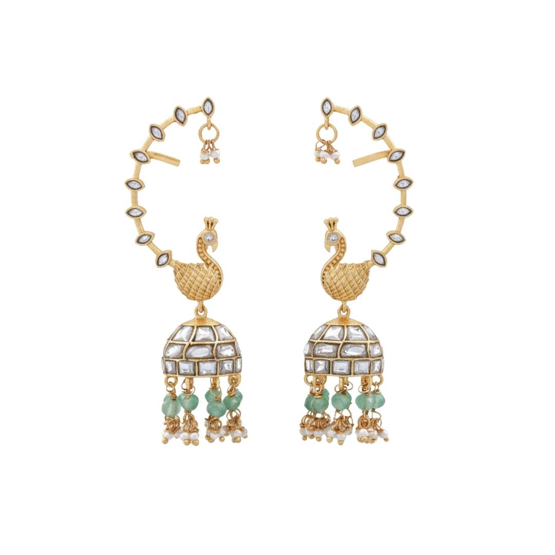 22K gold-plated fashion earcuff front view featuring an elegant design and premium 22K gold-plated finish