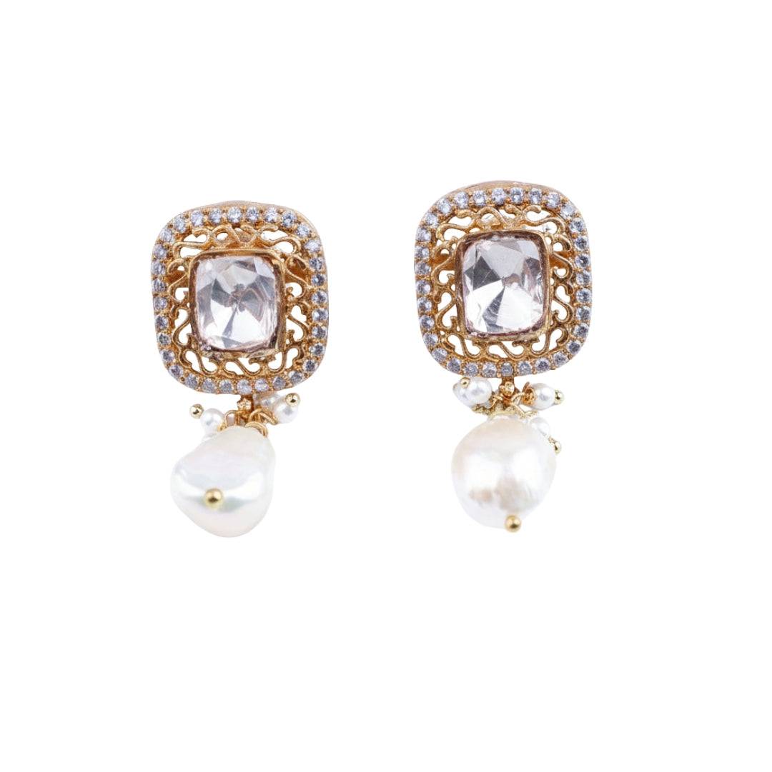 22K gold-plated fashion earring front view featuring an elegant design and premium 22K gold-plated finish