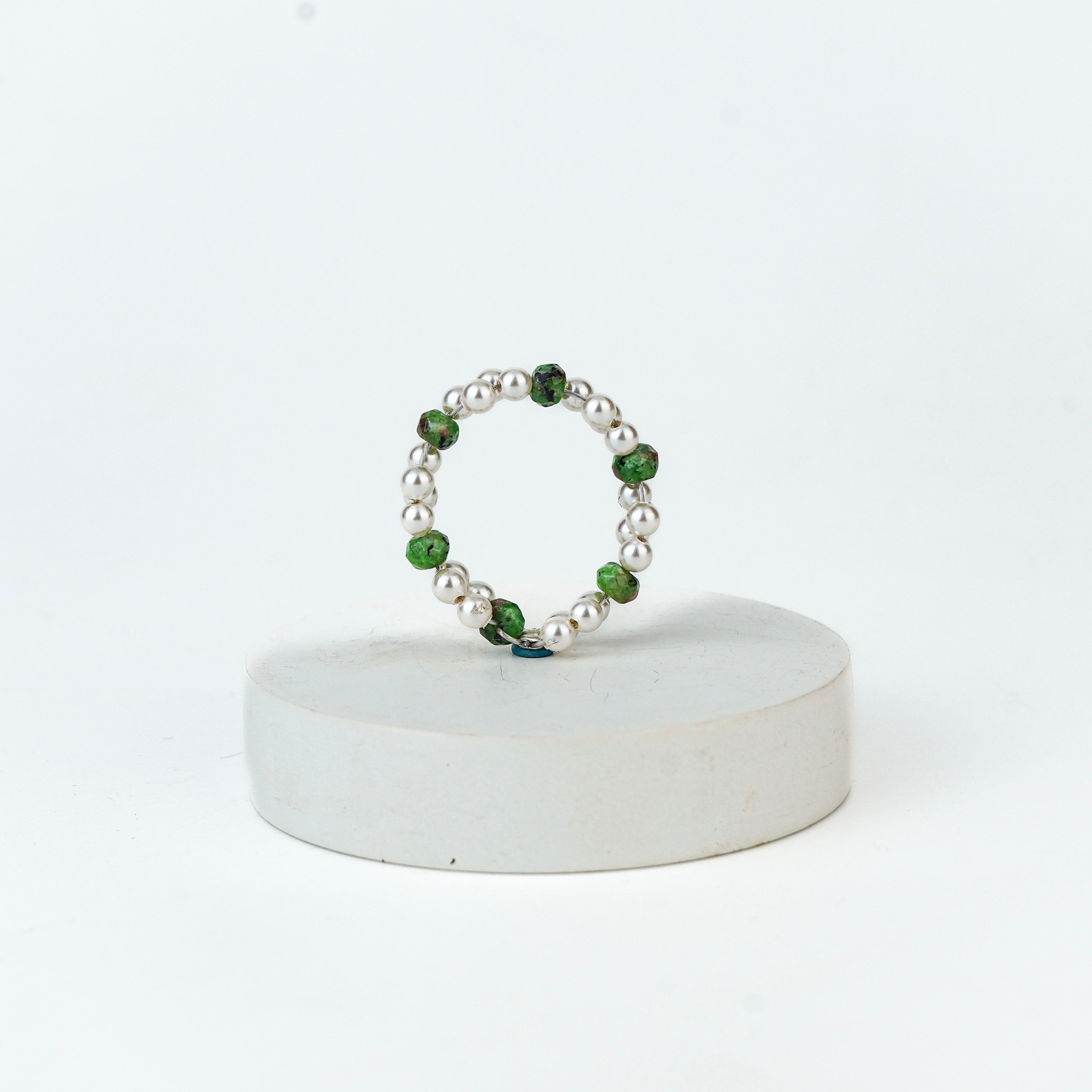Unakite and Pearls Beaded Ring