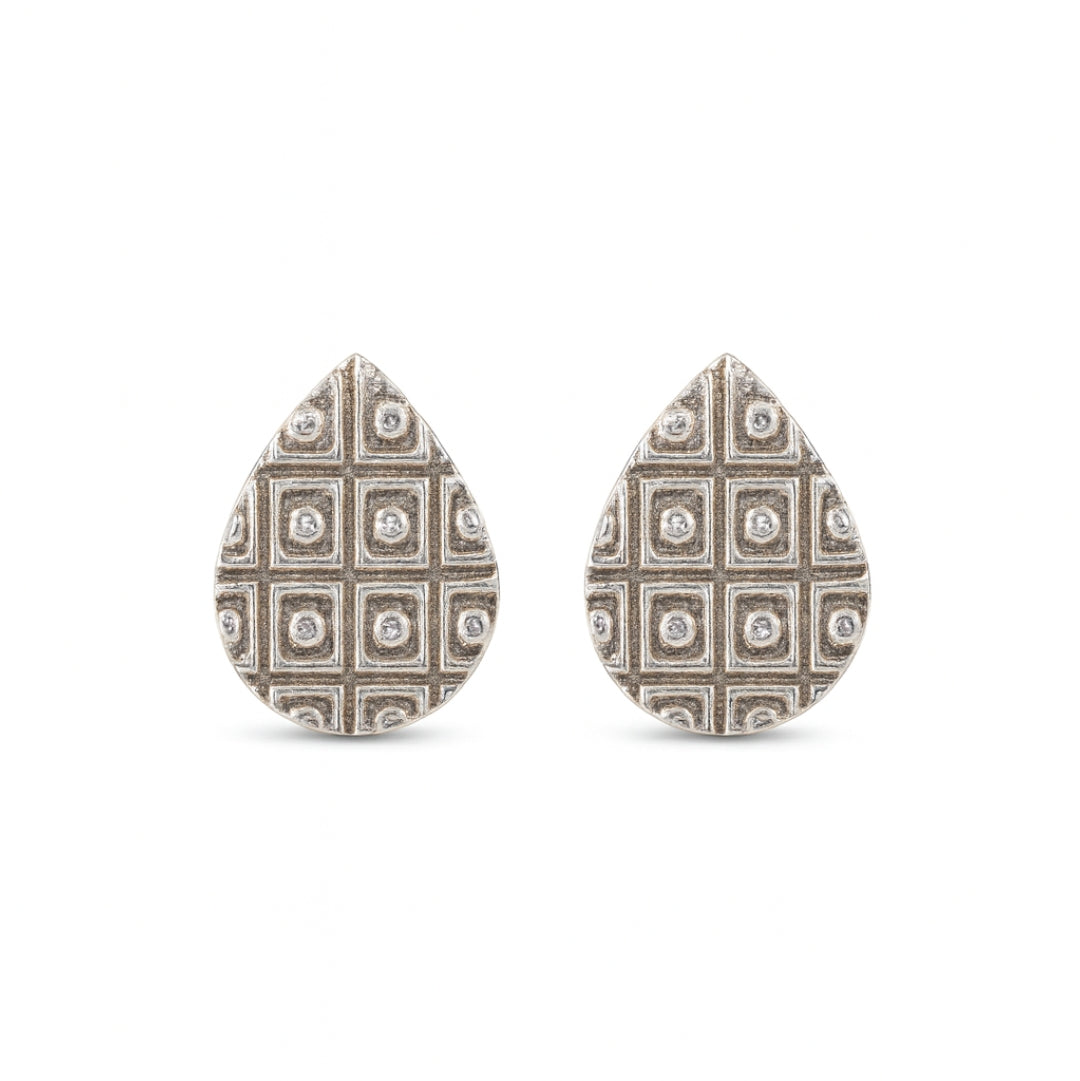 Silver Mini Saaj Earring: नारळ (Naral)