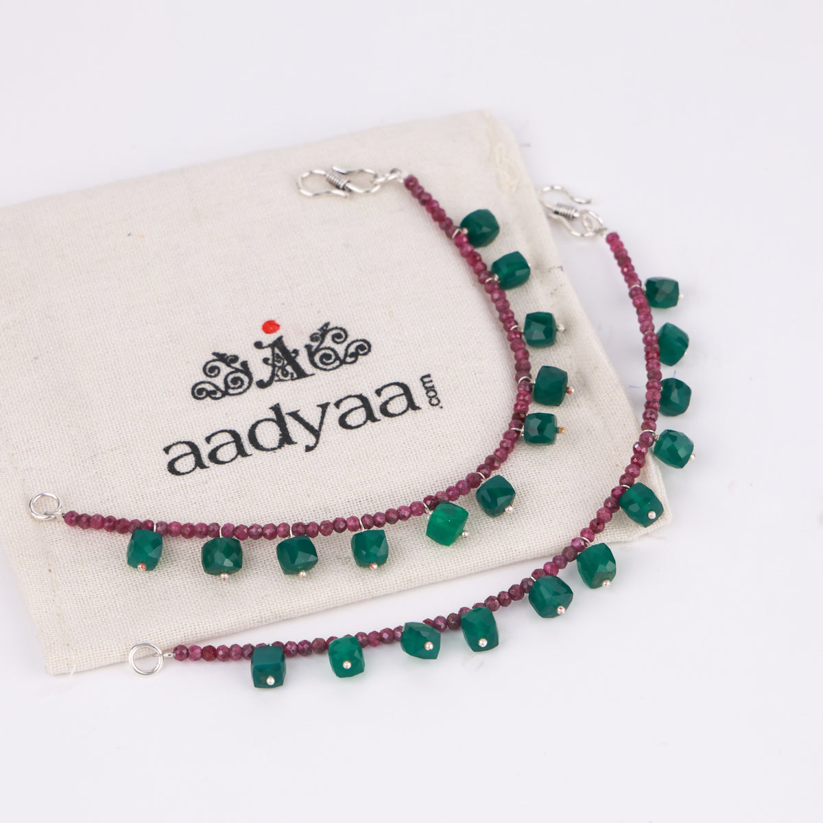Rubies and Green Onyx Silver Vel (Project Handmade)
