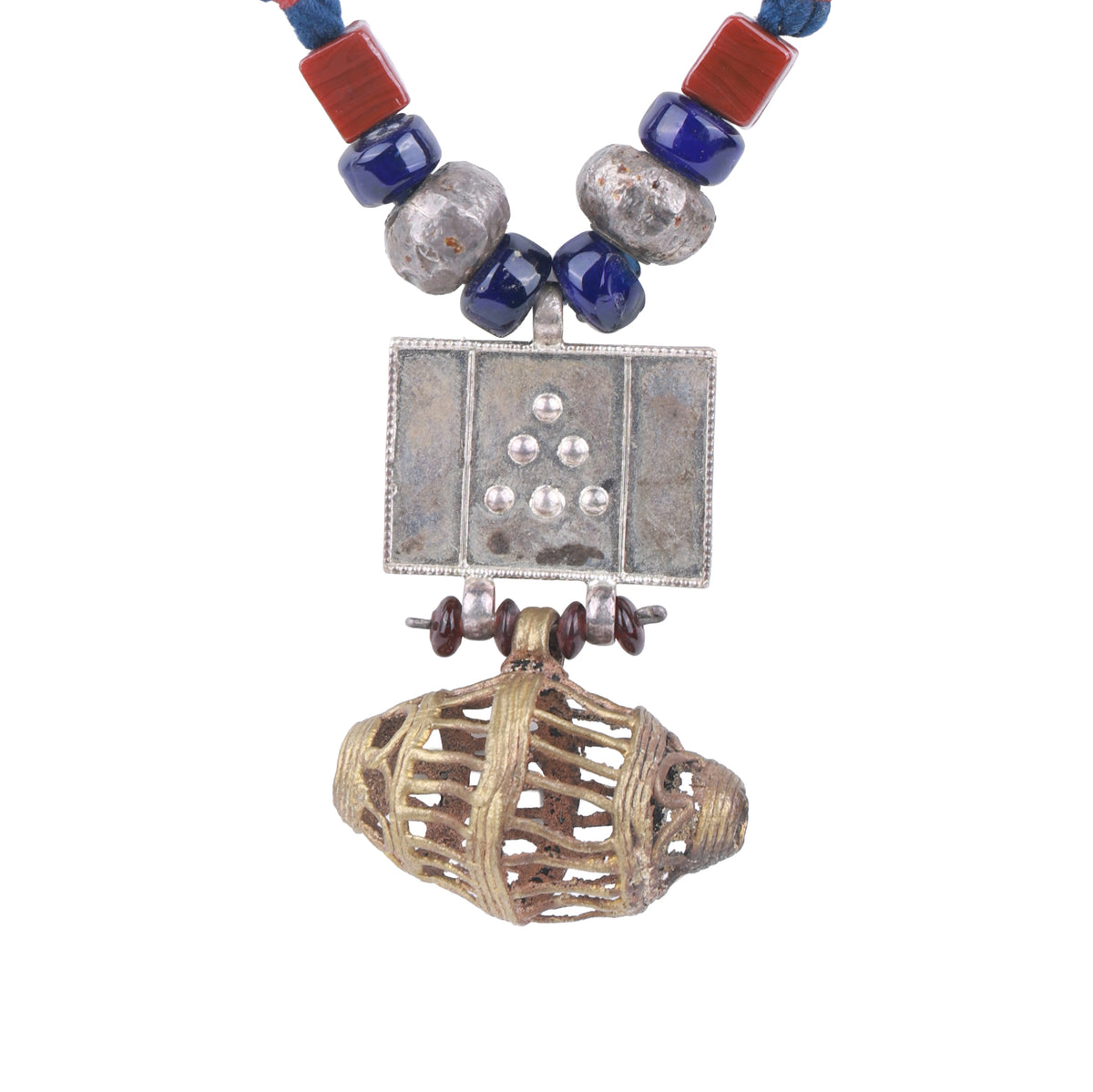 95T Silver Pendant Necklace with Dokra Work & Silver Foil Glass Beads