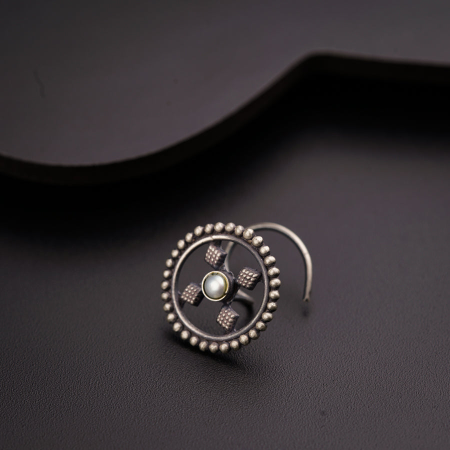 Pearl Diamond Nose pin (pierced)