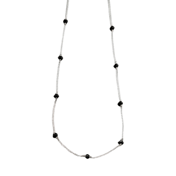Short black spinel necklace
