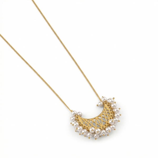 Gold and pearl necklace jewelry