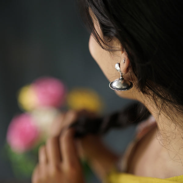 Dome Signature Jhumki ( Vatee Shape) - Medium Sized