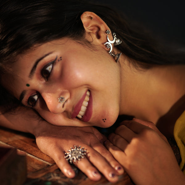 Chandrakor Kudi Silver Asymmetric Jhumki