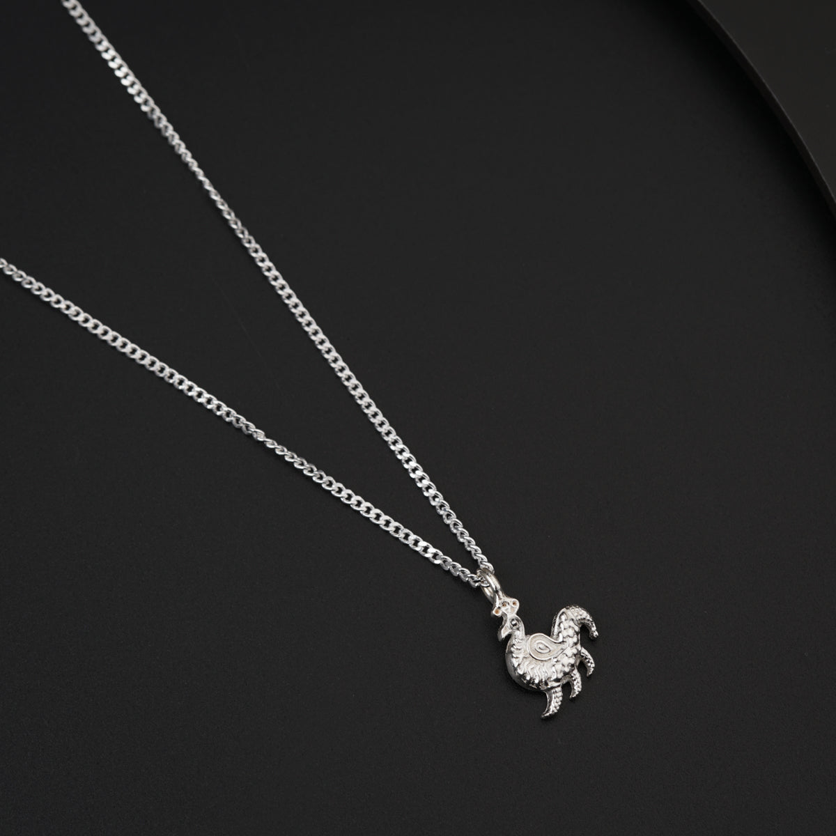 Daily Wear Silver Shiny Mayur Necklace