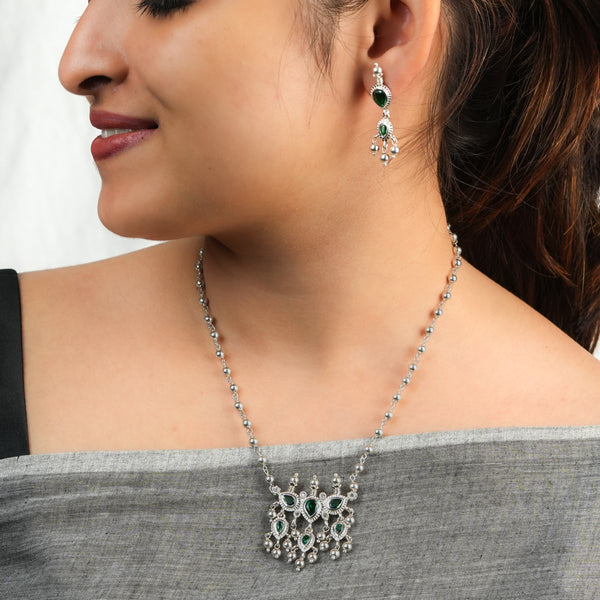Silver Green CZ Tanmani Set with Sarmanee