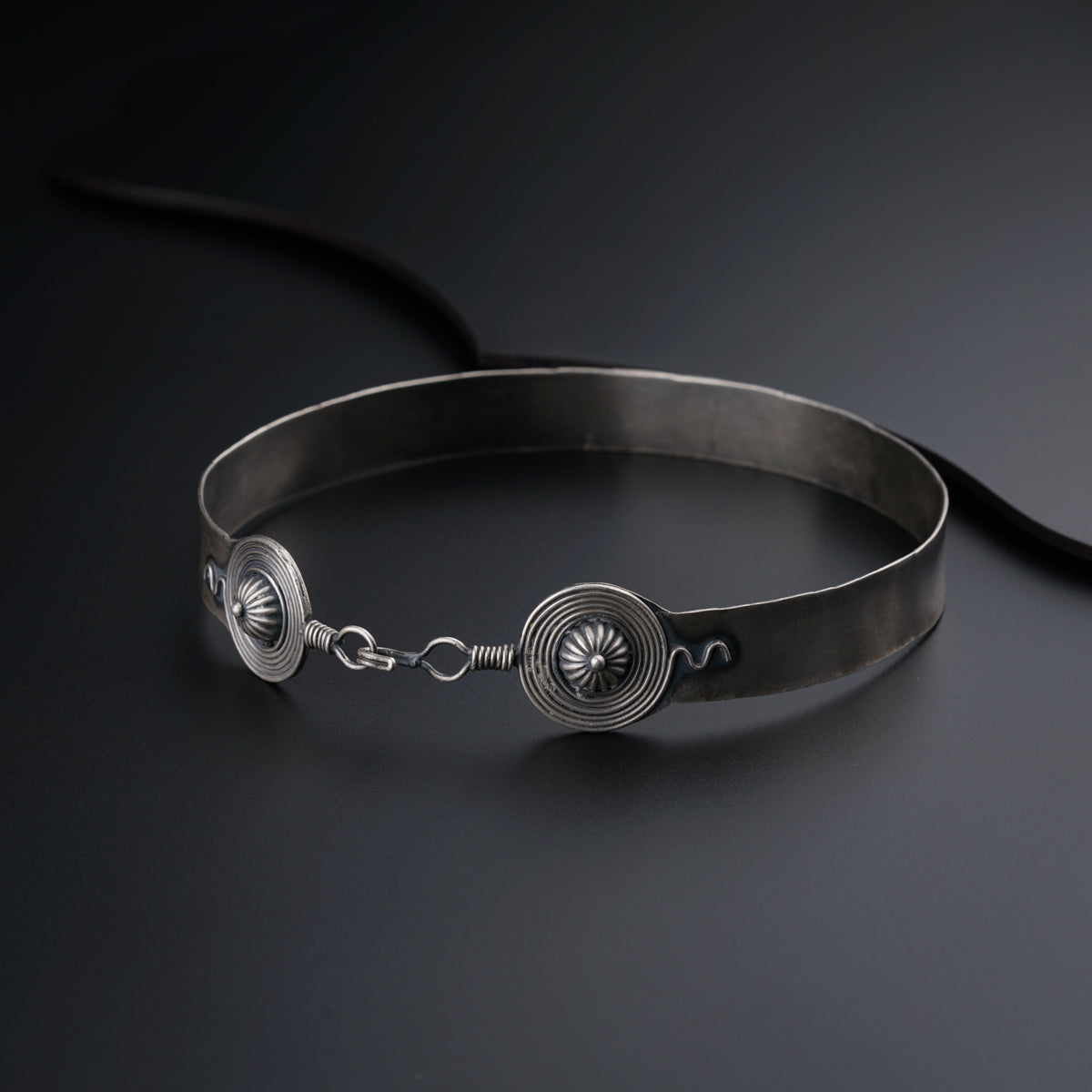 Chitaak: Silver Choker Necklace (Oxidised Finish)
