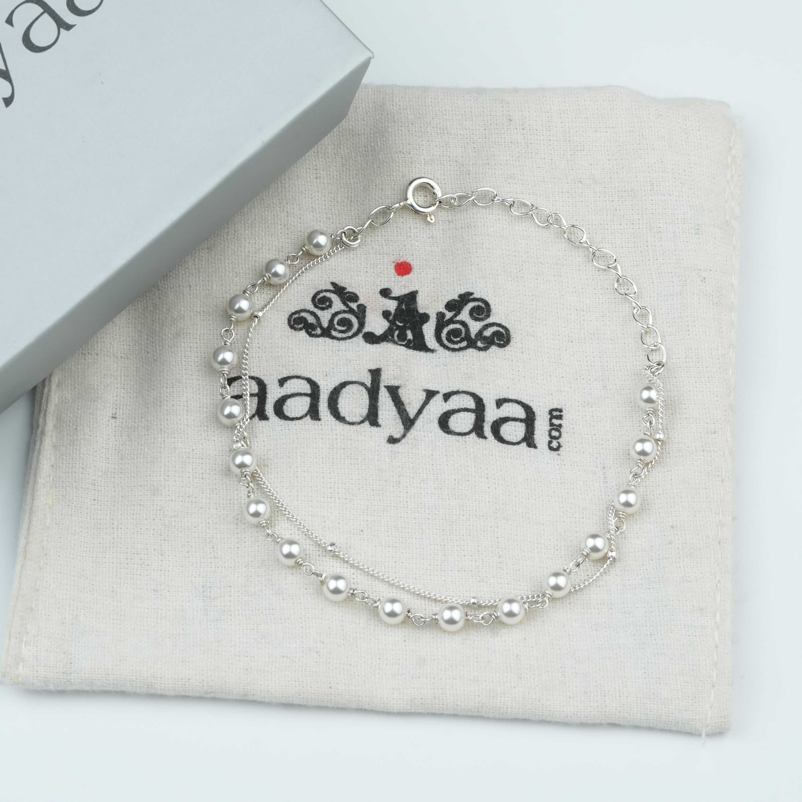 Dainty Pearl and Chain Bracelet (Project Handmade)