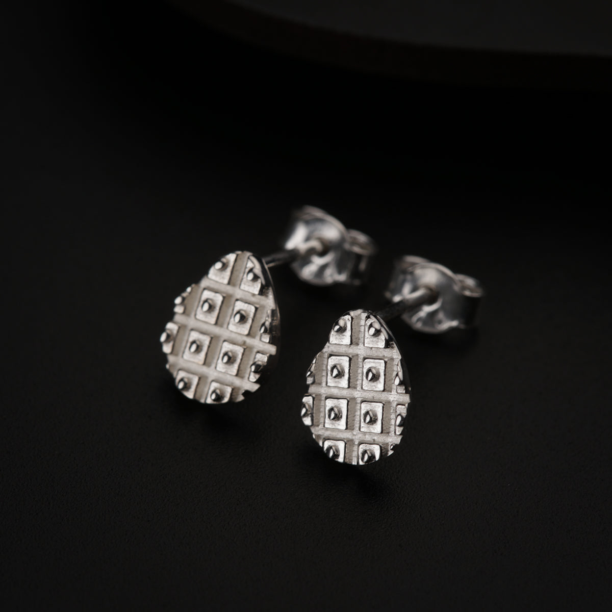 Silver Mini Saaj Earring: नारळ (Naral)