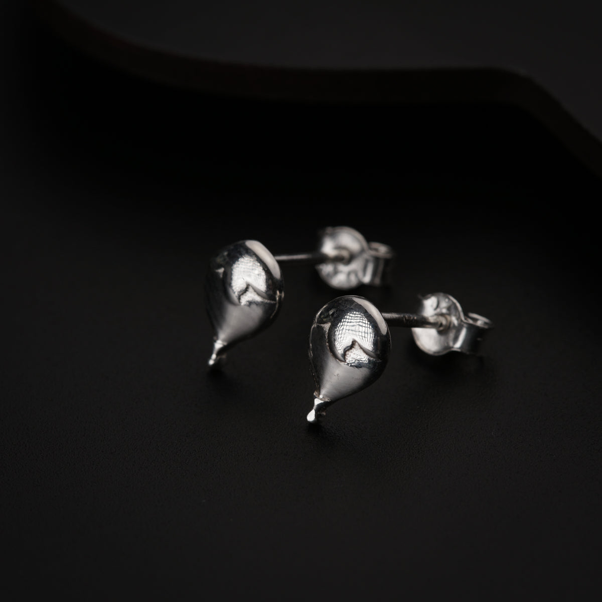 Silver Mini Saaj Earring: वांगे (Vaange)