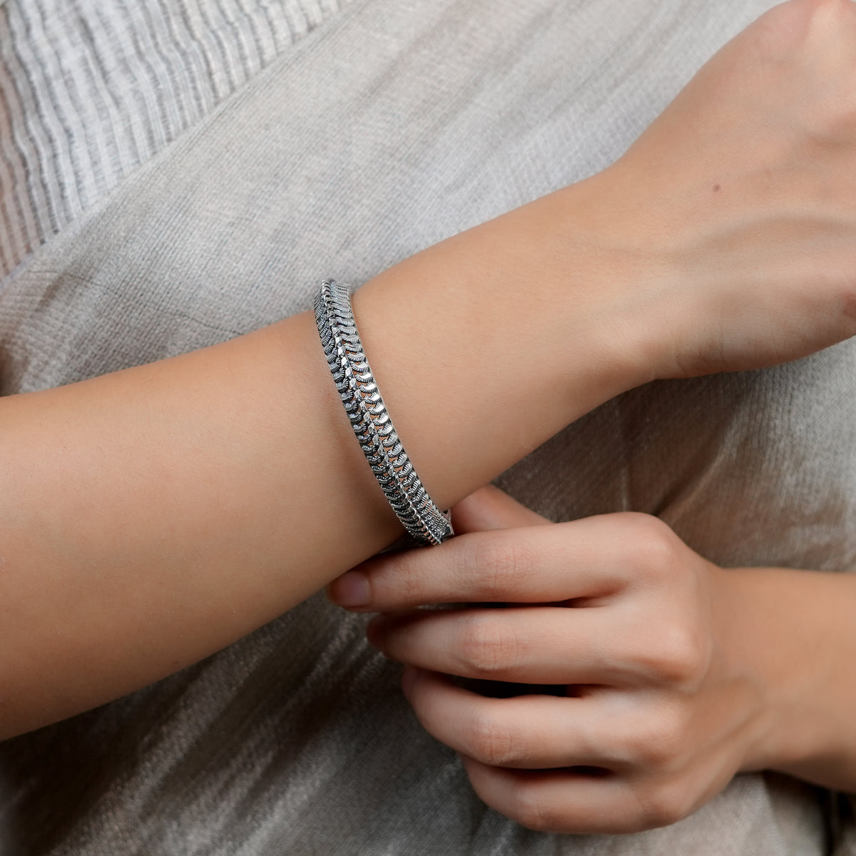 Oxidised Silver Koyari Toda (Single)