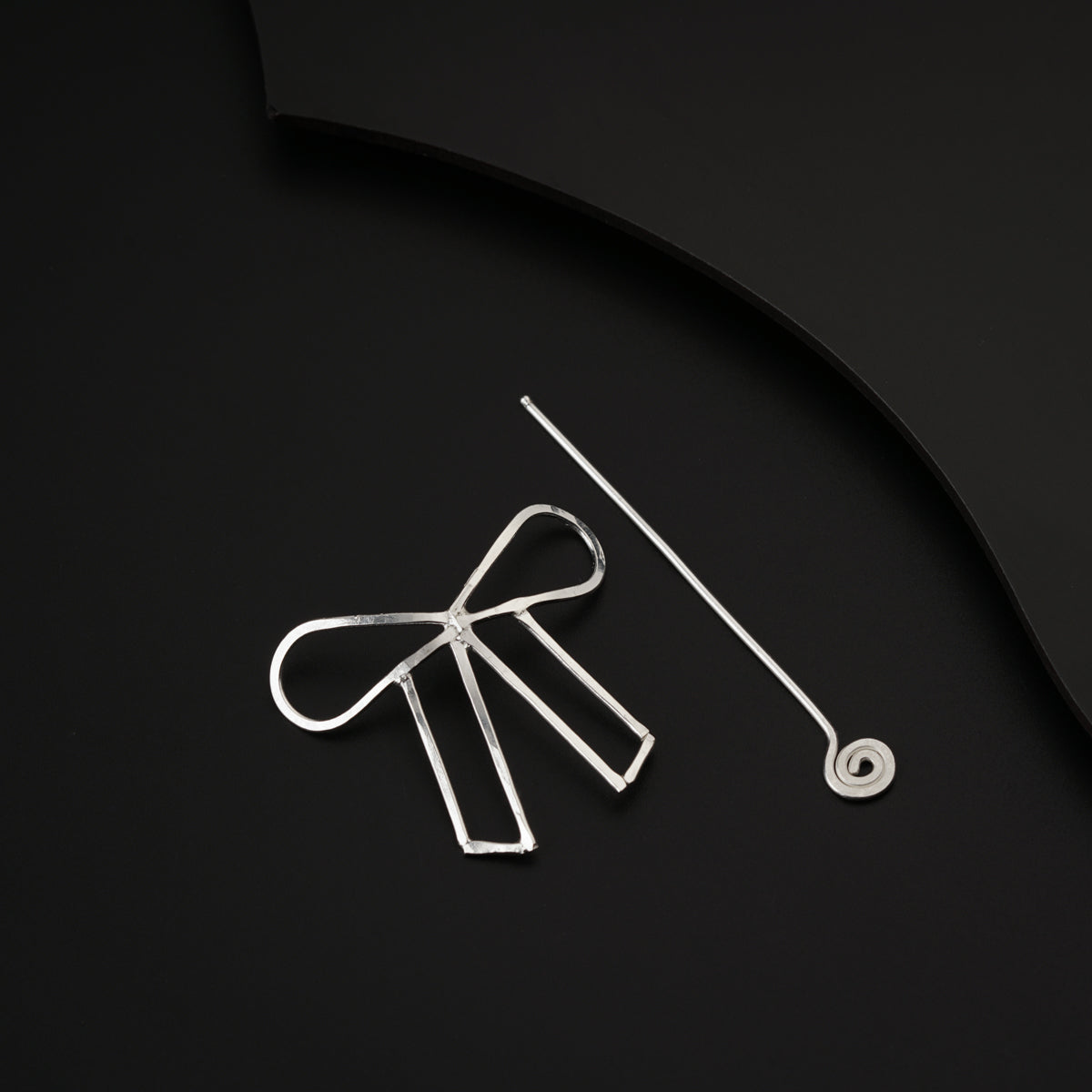 Bow Hairpin