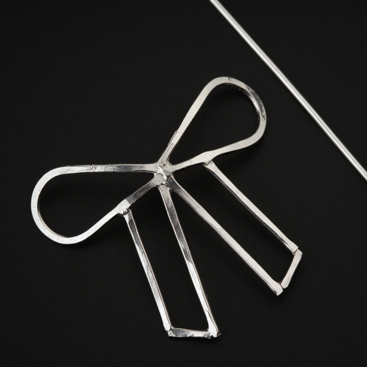 Bow Hairpin