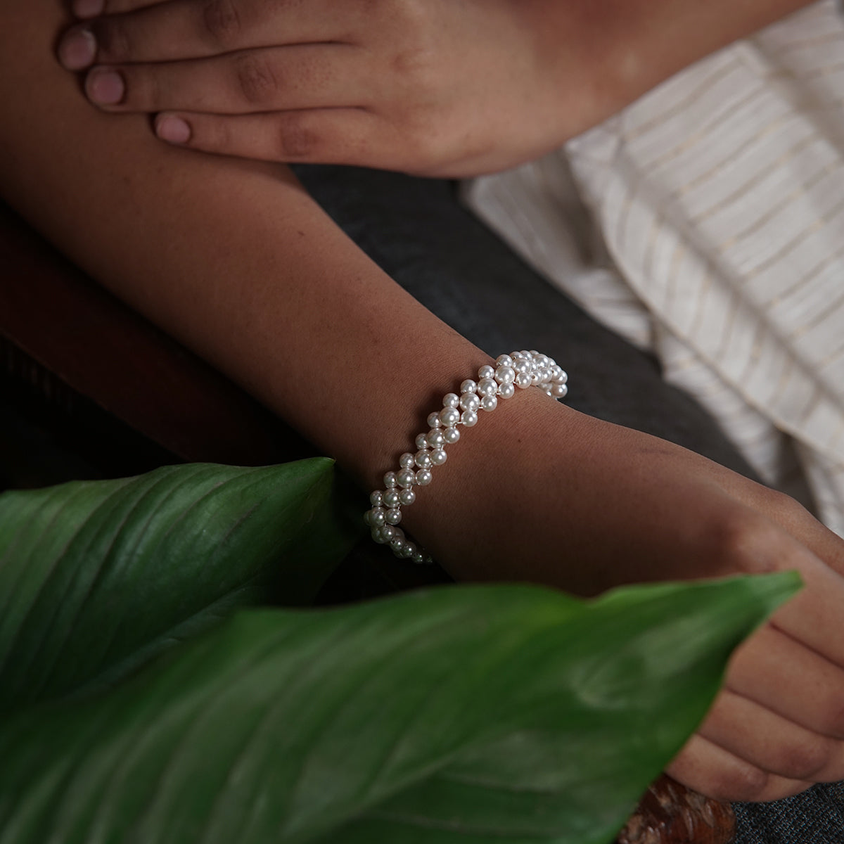 Elegant pearl beaded bracelet on wrist