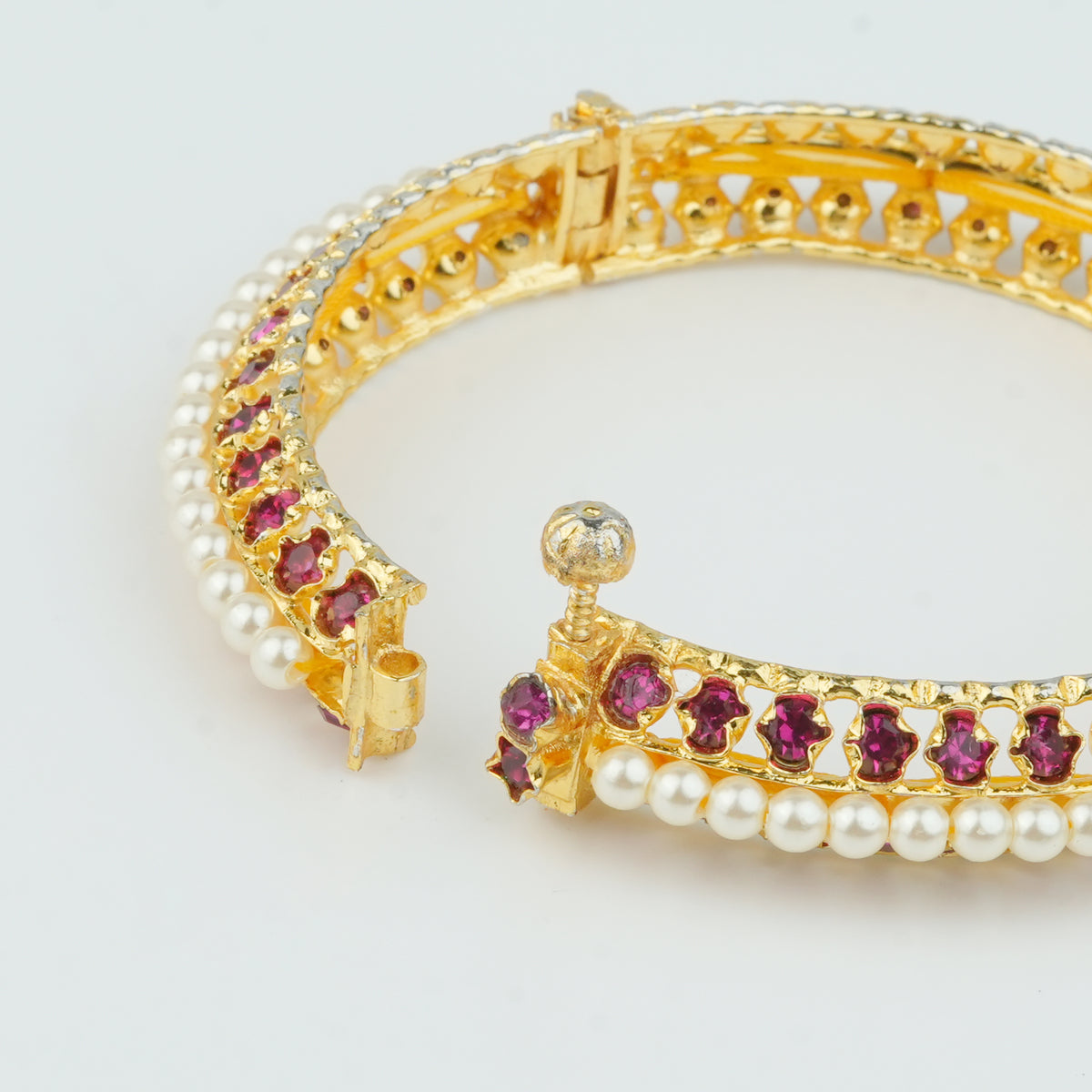 22K Gold Plated Fashion Pearl Tode with Pink Stones (Pair)