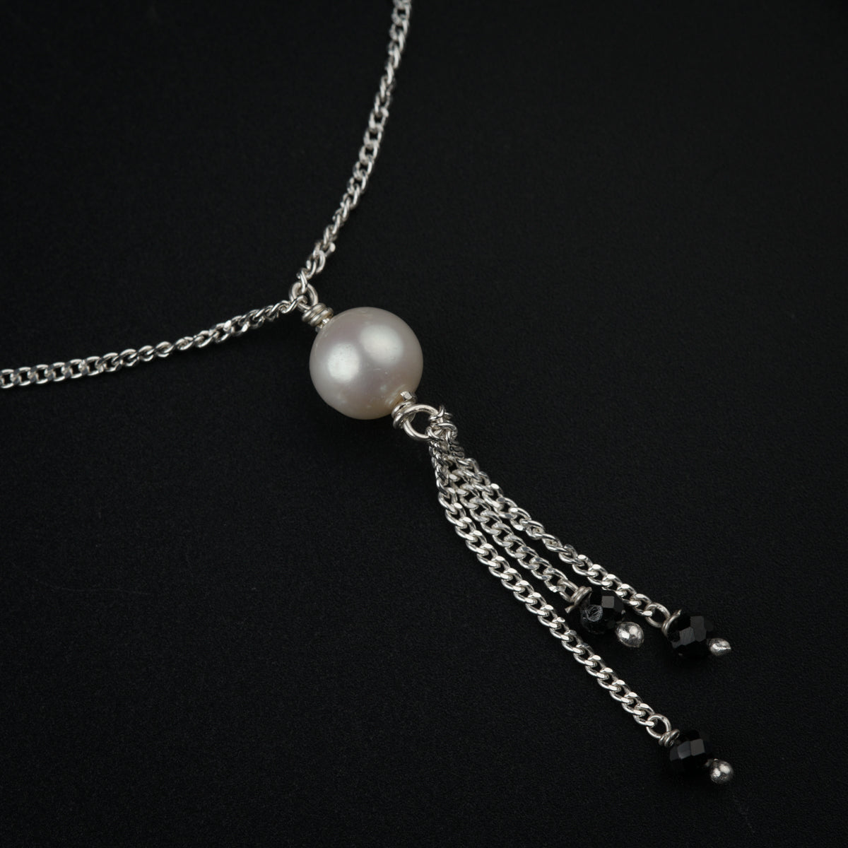 Handmade Silver Single Pearl Mangalsutra with Black Spinel