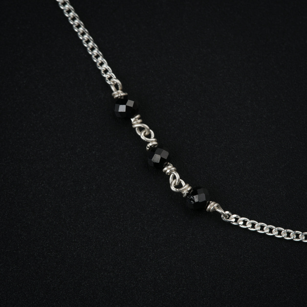 Handmade Silver Single Pearl Mangalsutra with Black Spinel