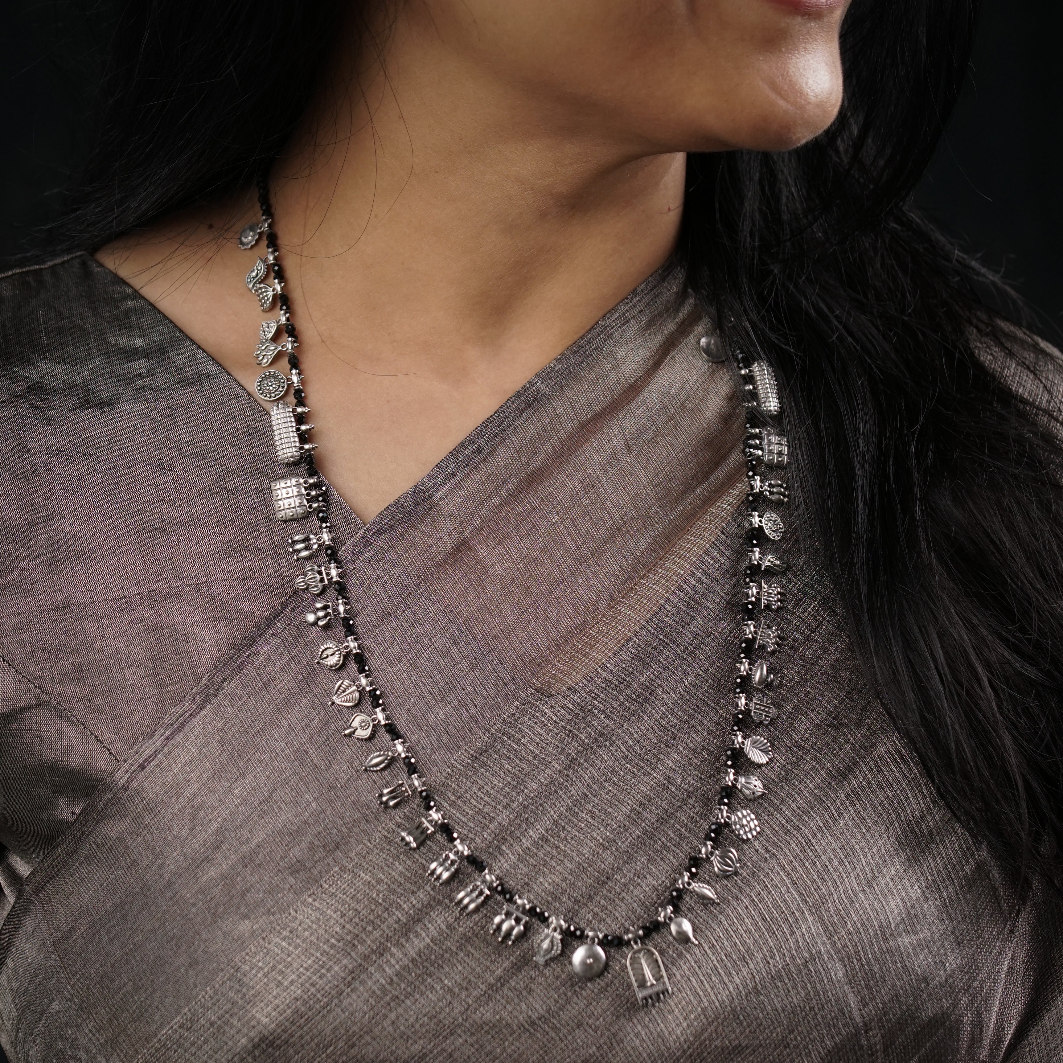 The Aadyaa Saaj (Oxidized Silver, Black spinel) Short | 92.5 Silver