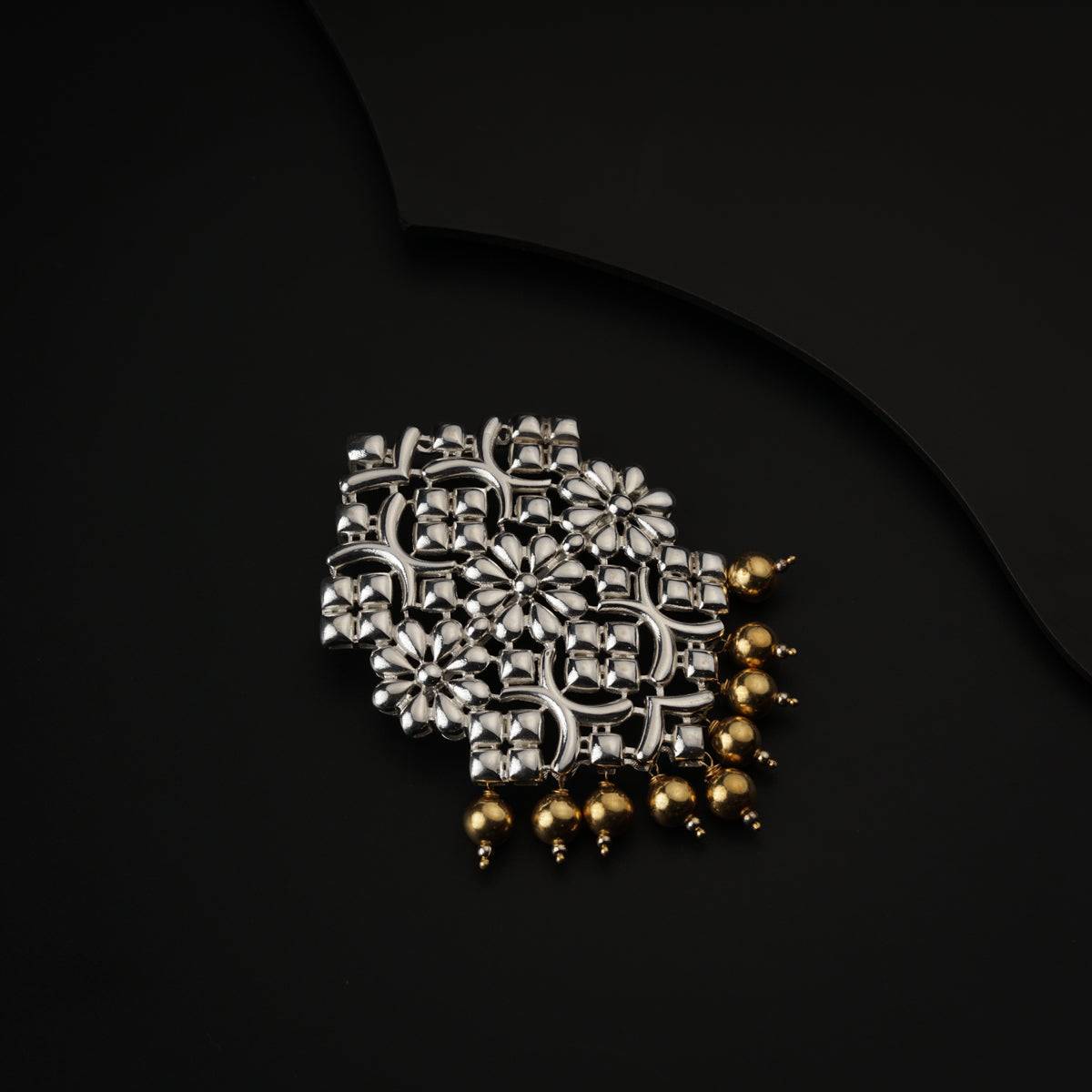 The Kusum Filigree Brooch: Big