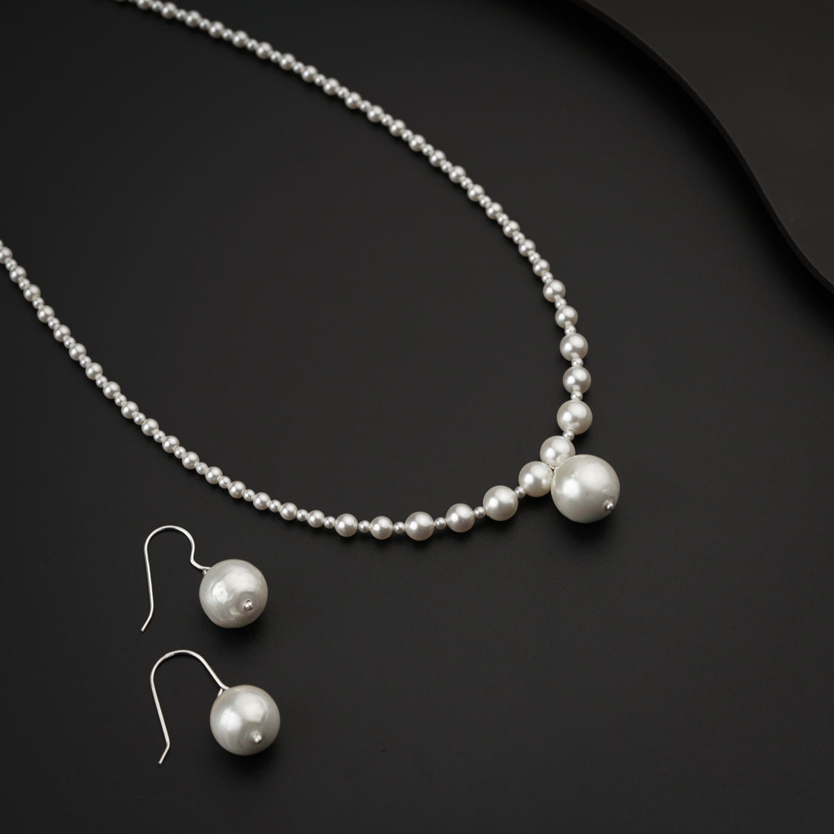 Pearl Elegance Silver Set