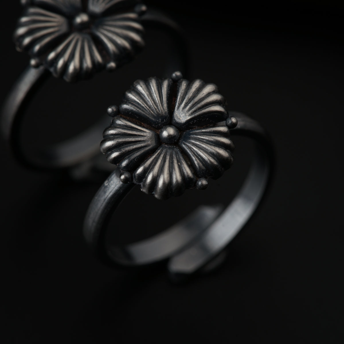 Jaswand Toe Ring