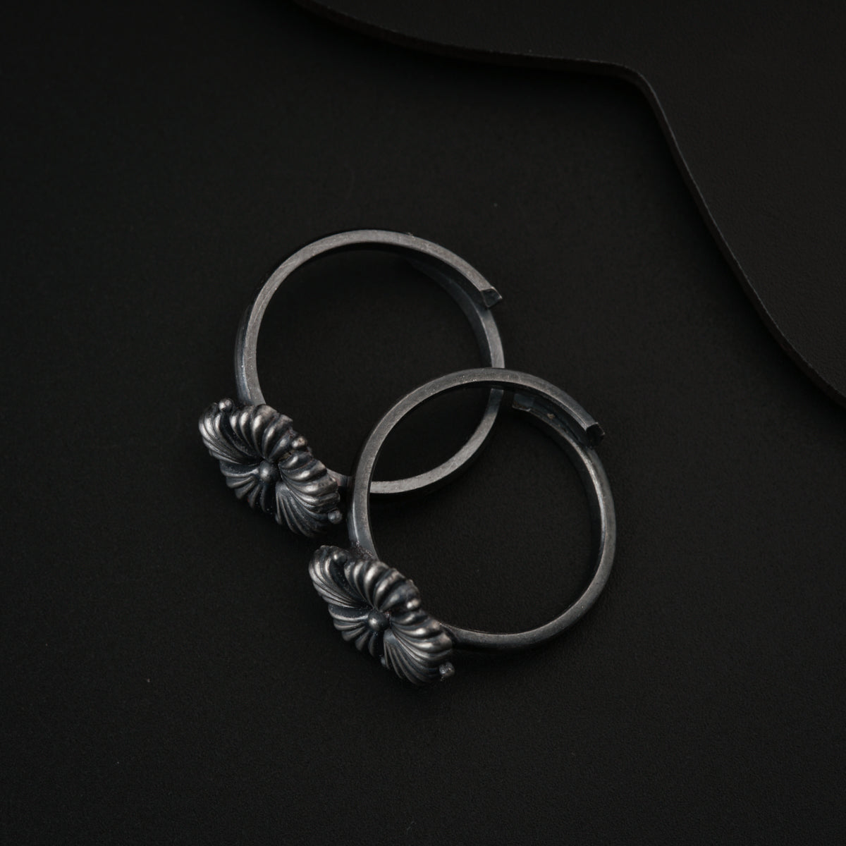 Jaswand Toe Ring