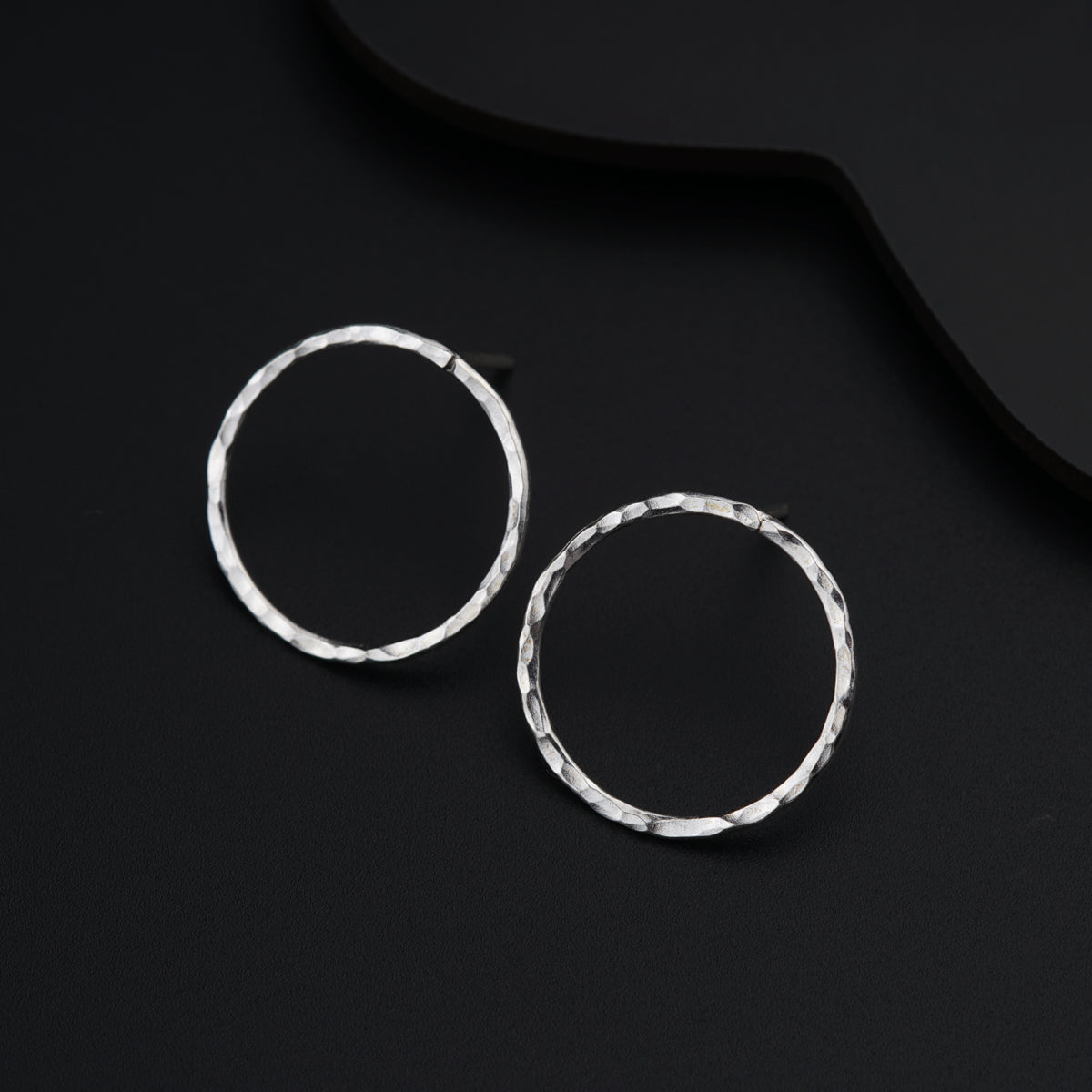 Handmade Circle Earring (Hammered)