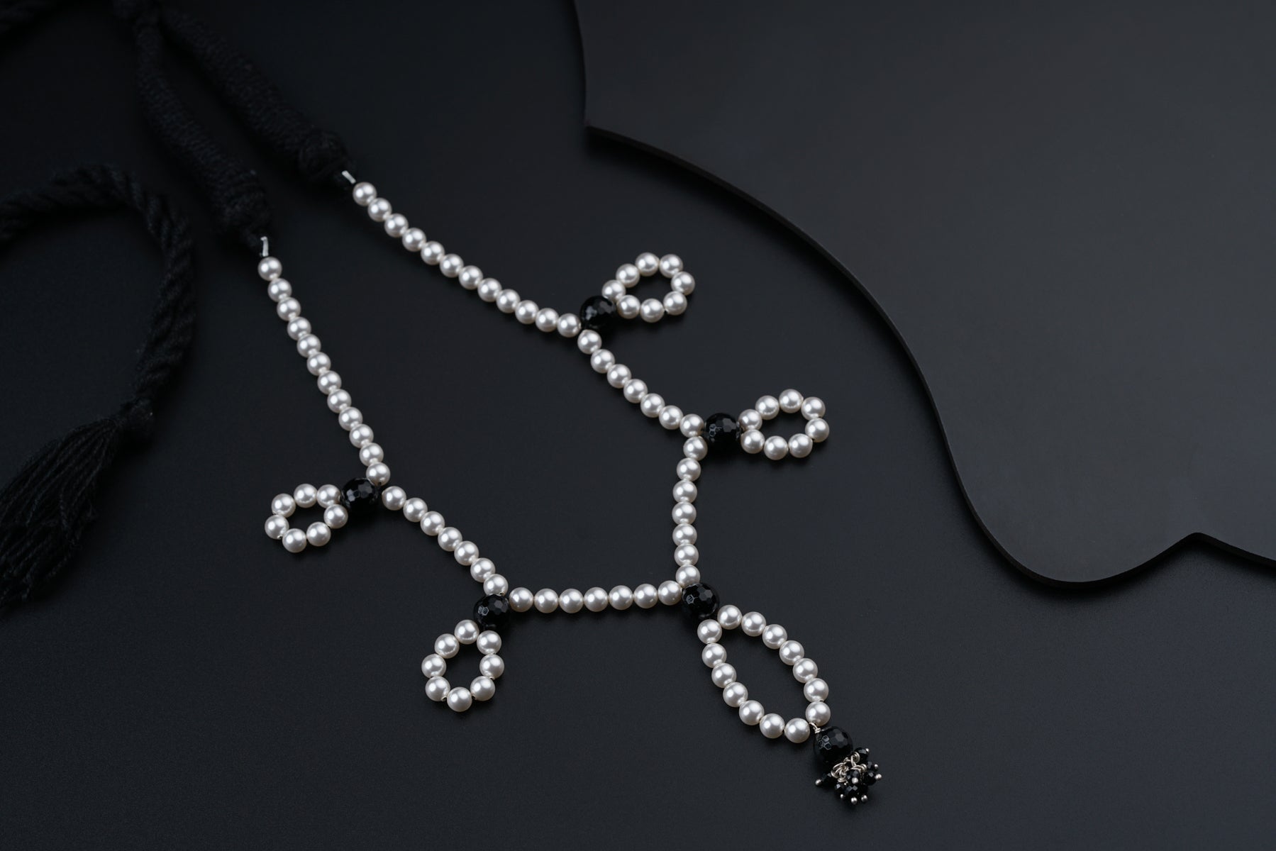 Yin Yang: Silver Necklace with Black spinel and pearls