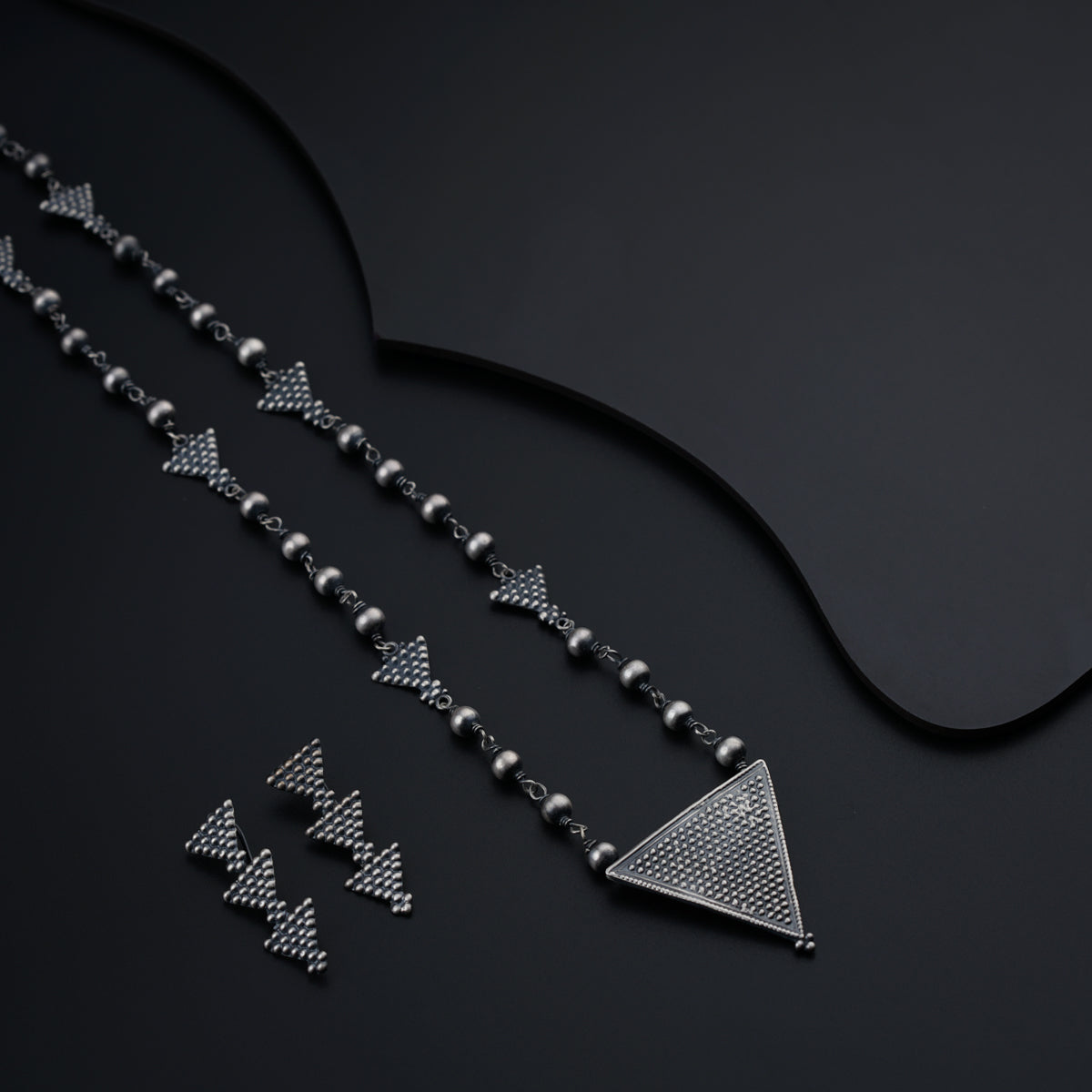 Antique Silver Triangle Set