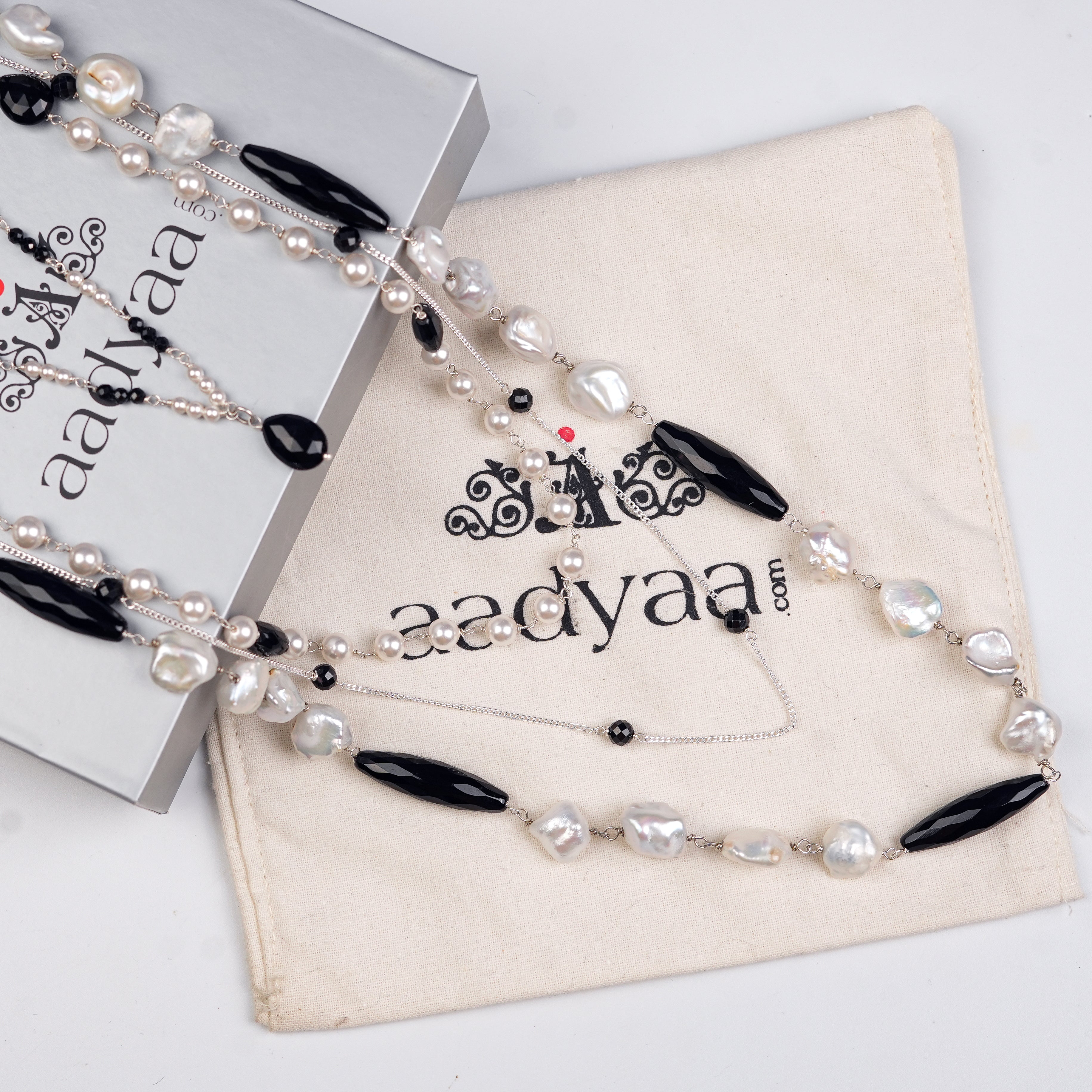 Luxe Necklace – Black Spinel & Baroque Pearls