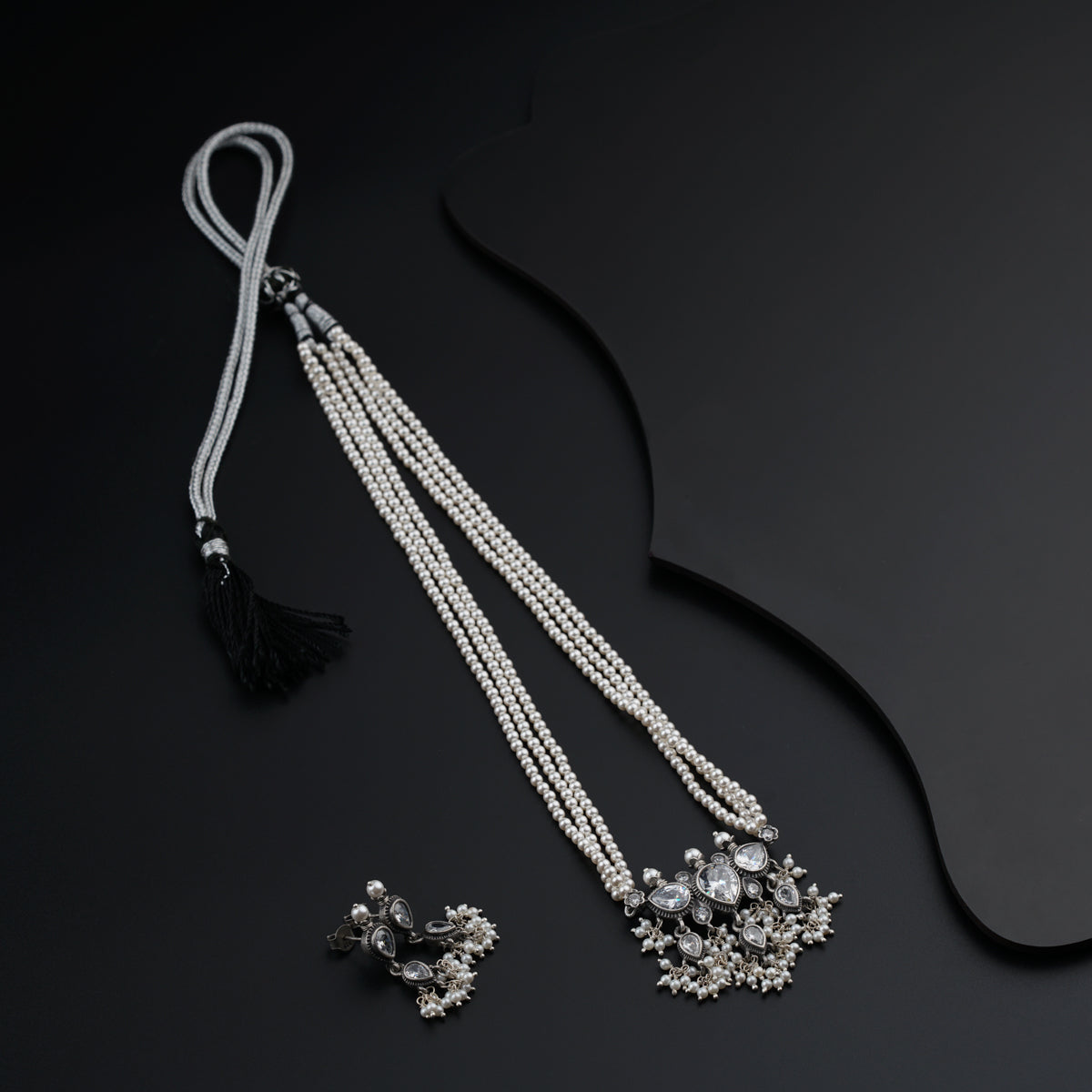 Classic Tanmani Set with high quality pearls
