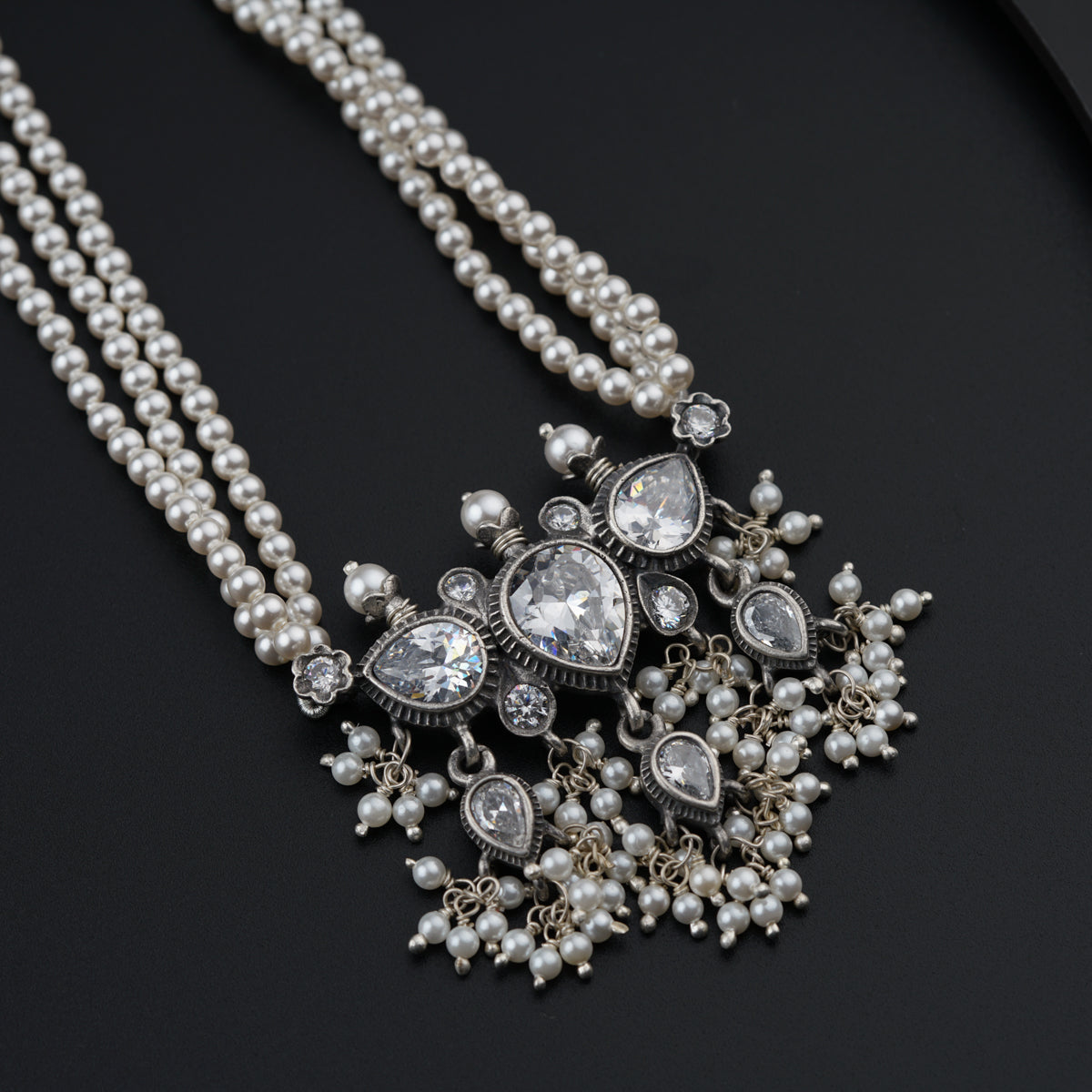 Classic Tanmani Set with high quality pearls