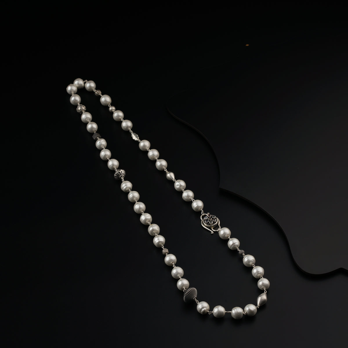 Silver Ganthan with Fresh Water Pearls And silver Beads