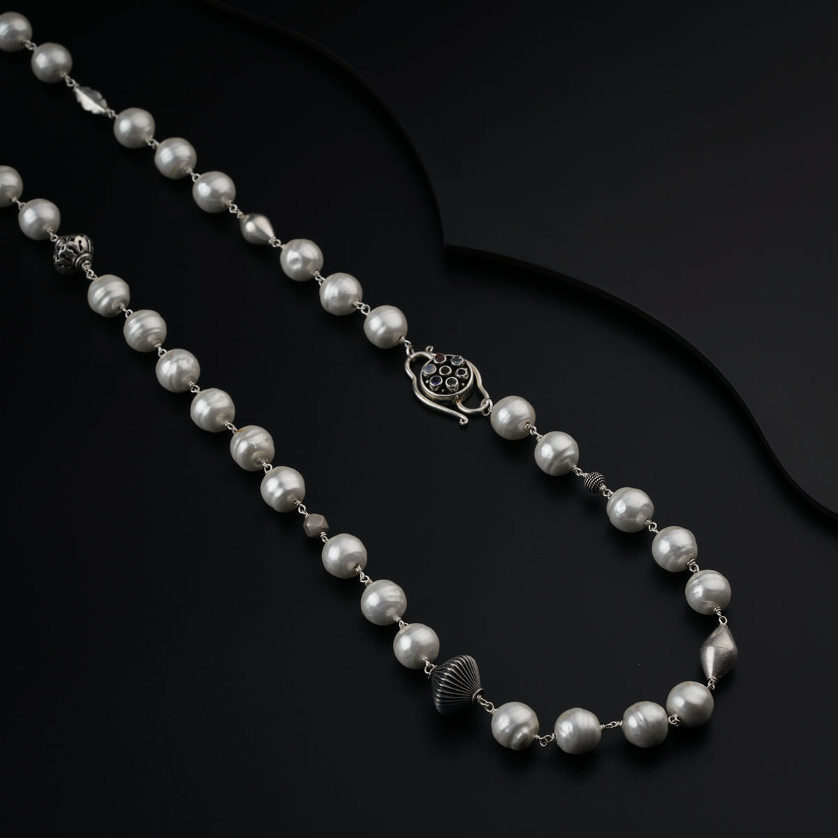 Silver Ganthan with Fresh Water Pearls And silver Beads