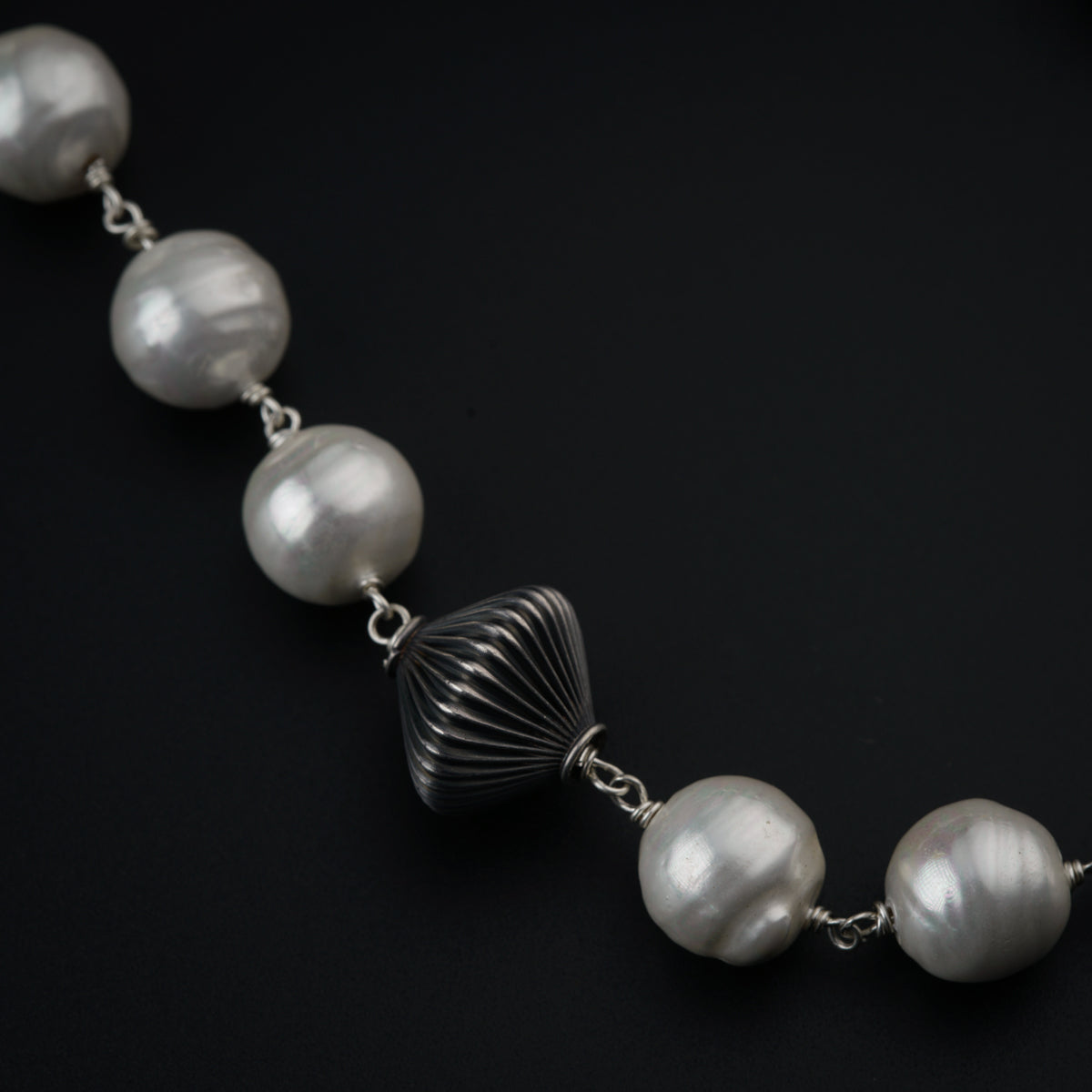 Silver Ganthan with Fresh Water Pearls And silver Beads
