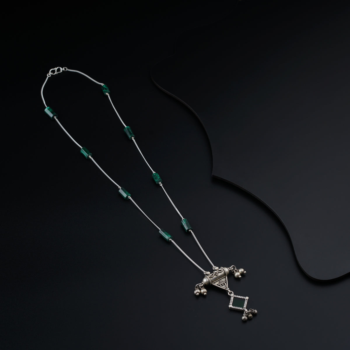 Antique Silver Necklace with Malachite Stones